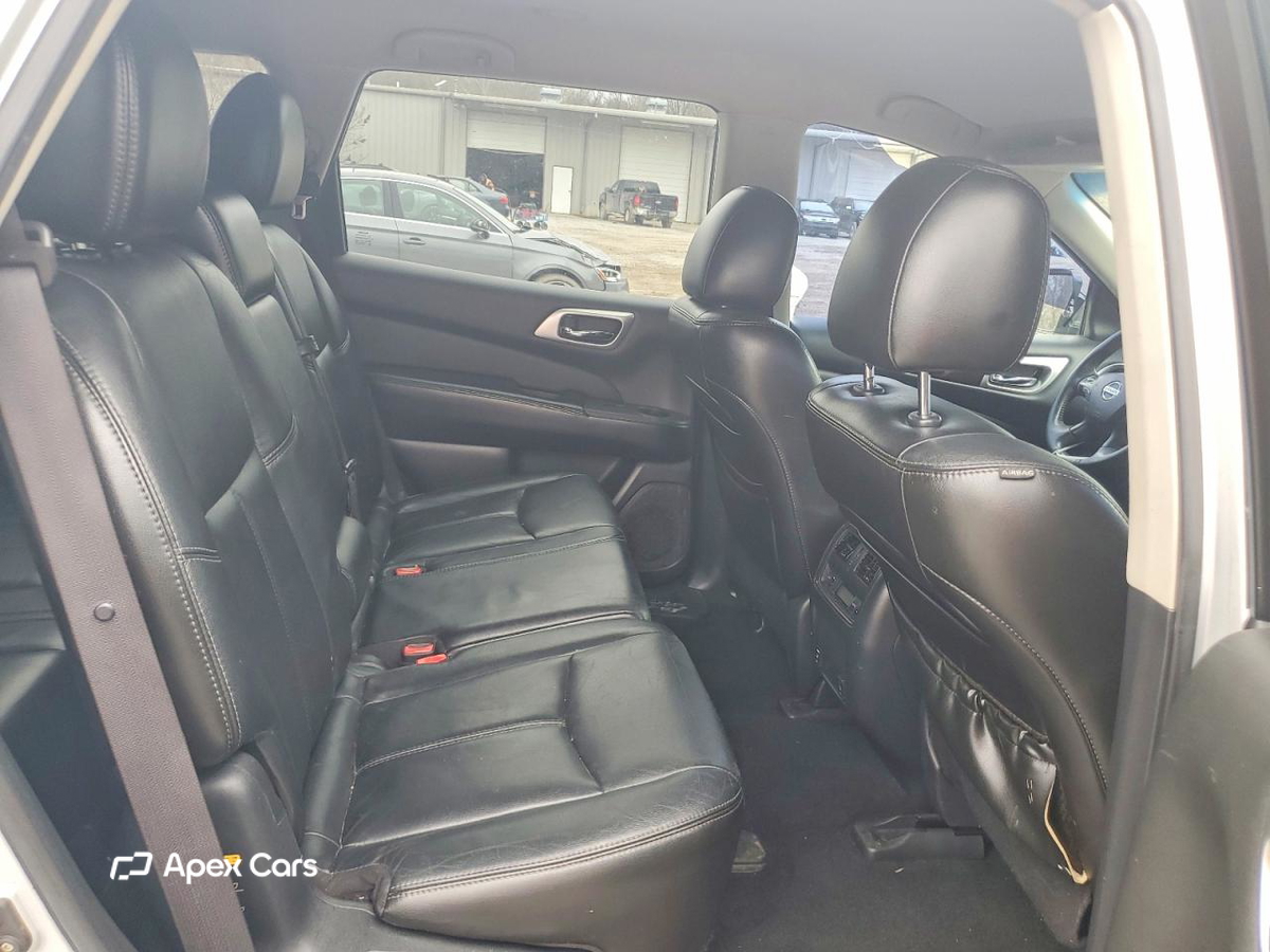 Nissan Pathfinder 2013