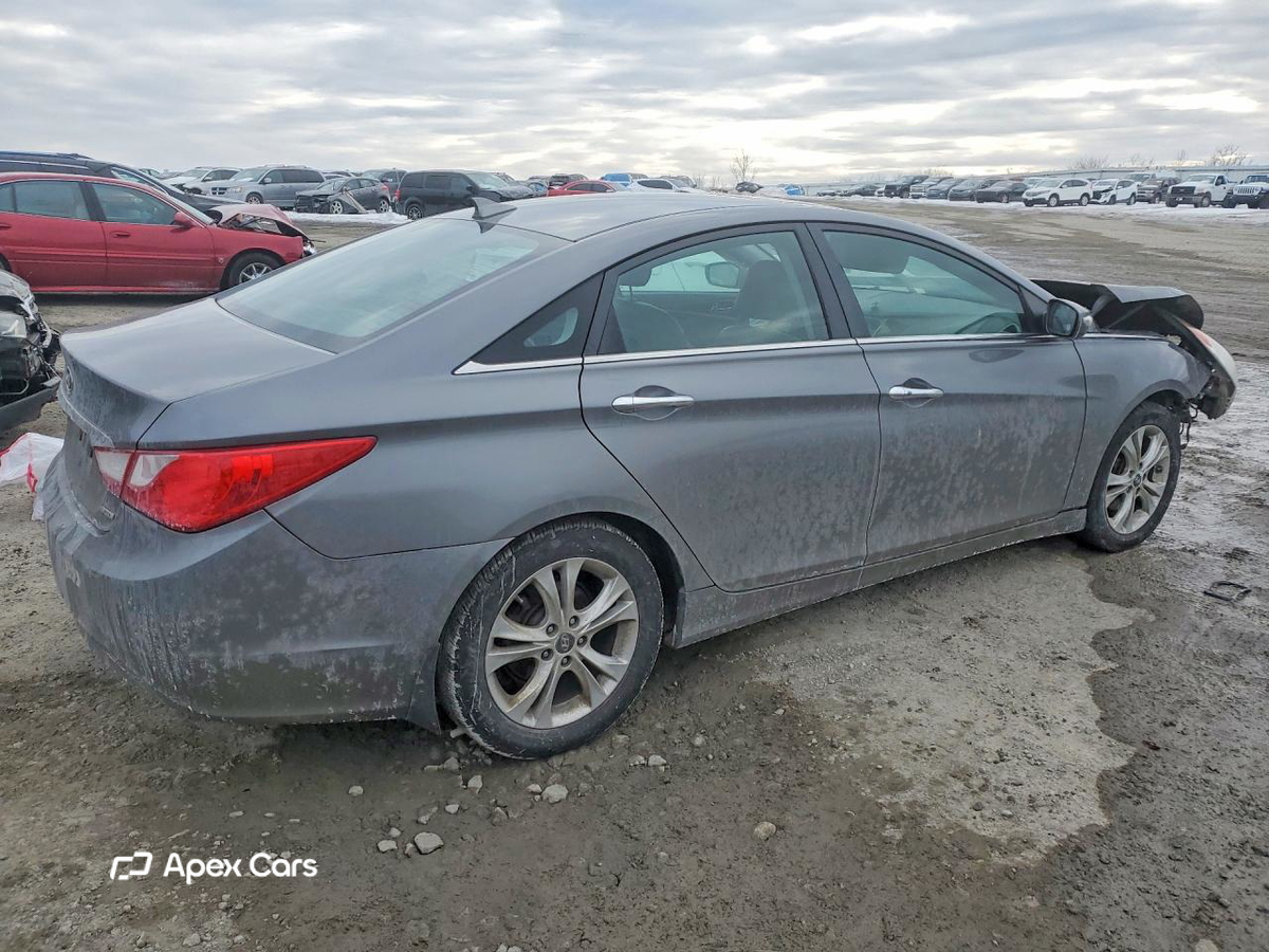 Hyundai Sonata 2013