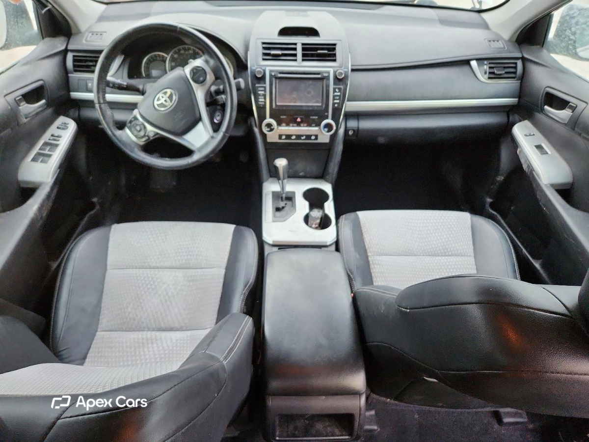 Toyota Camry 2012
