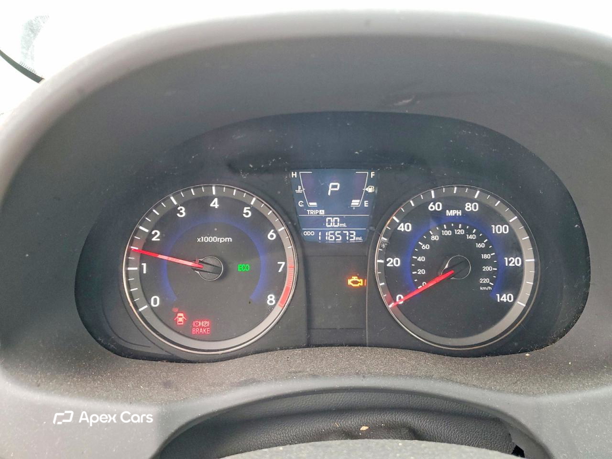 Hyundai Accent 2012