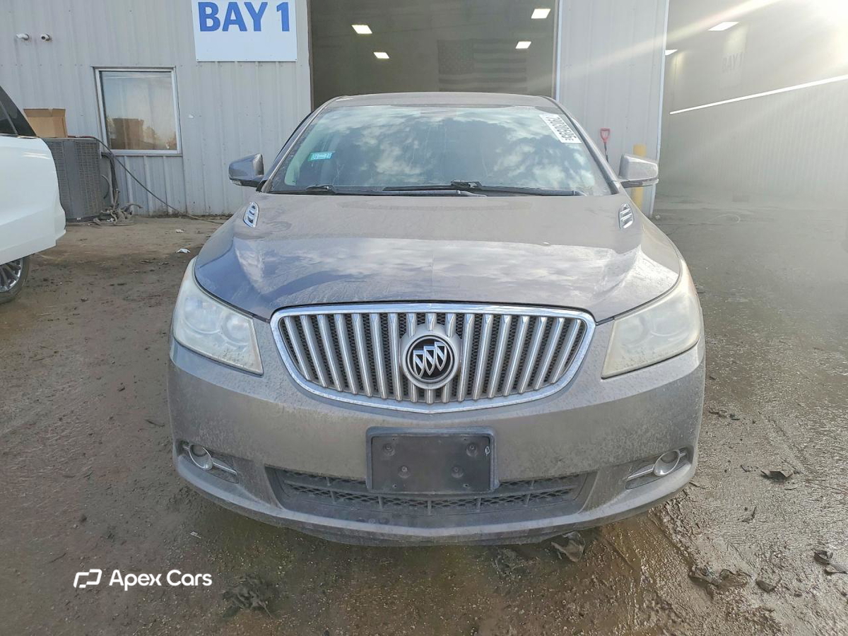 Buick LaCrosse 2011