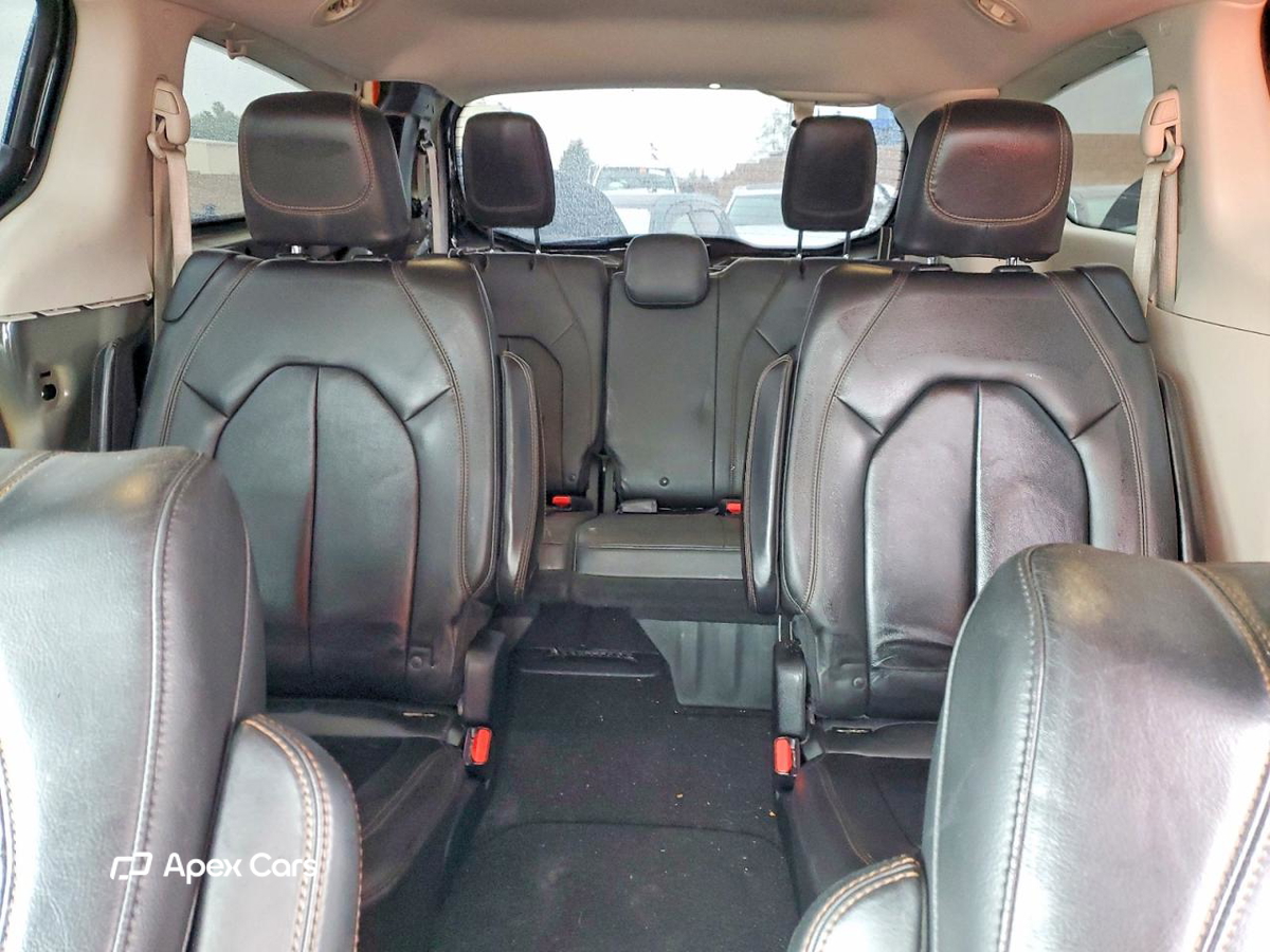 Chrysler Pacifica 2017
