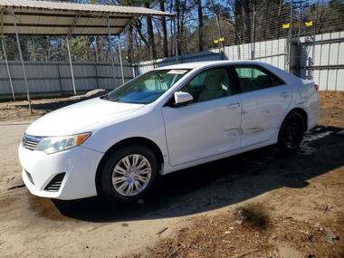 Toyota Camry 2012 - Image 1 of 13