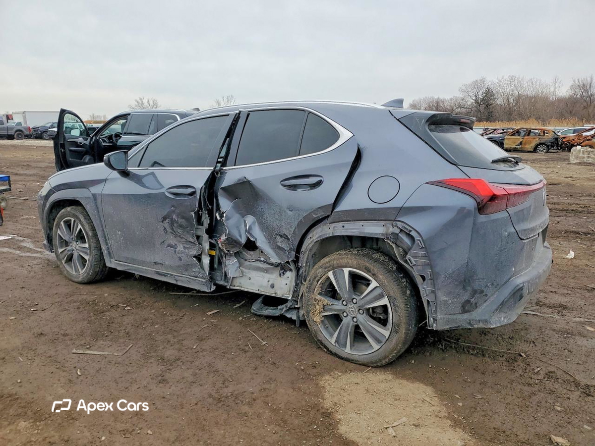 Lexus UX 2022