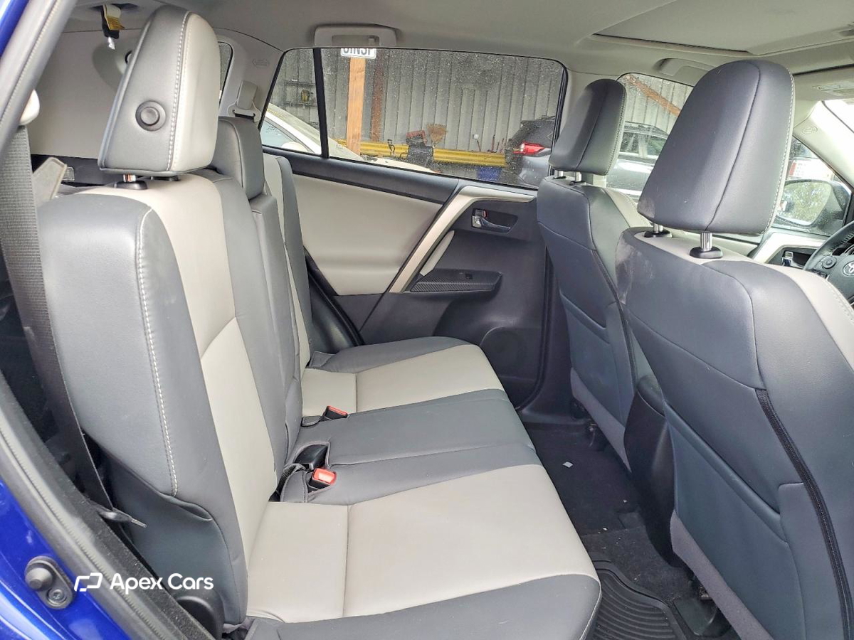 Toyota RAV 4 2015