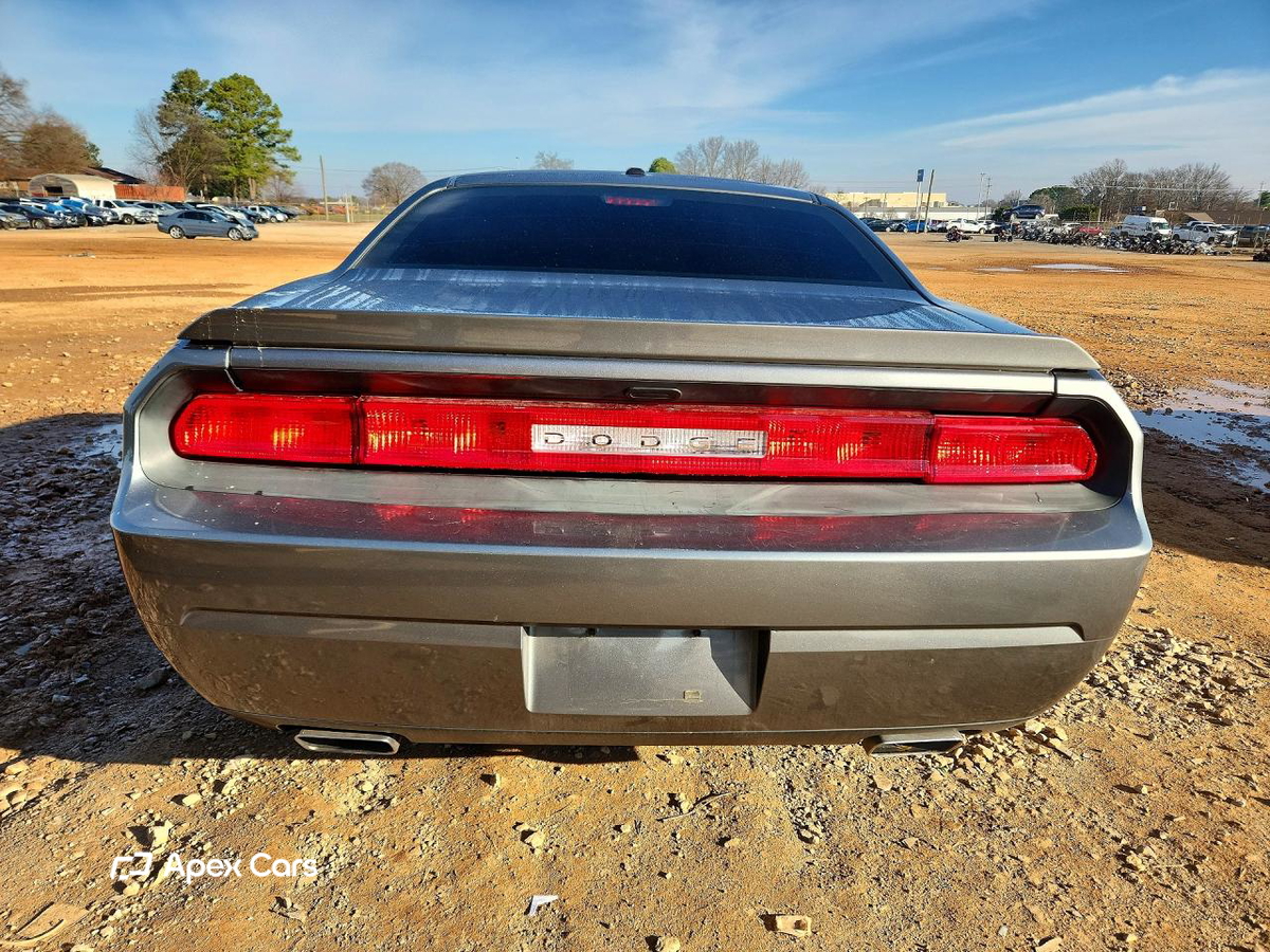 Dodge Challenger 2012