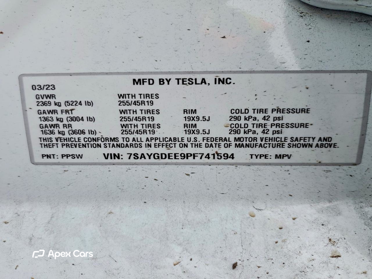 Tesla Model Y 2023