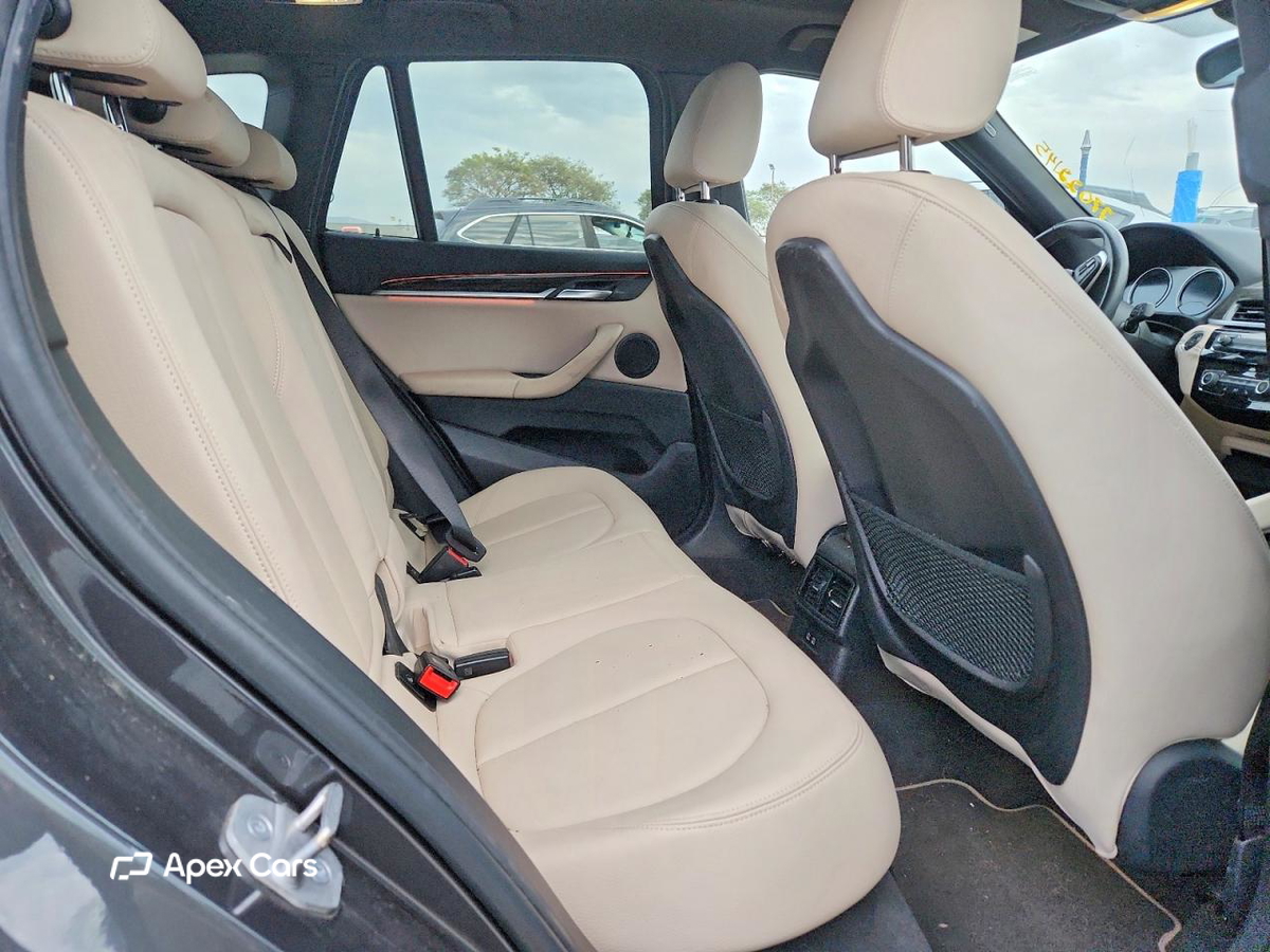 BMW X1 2021