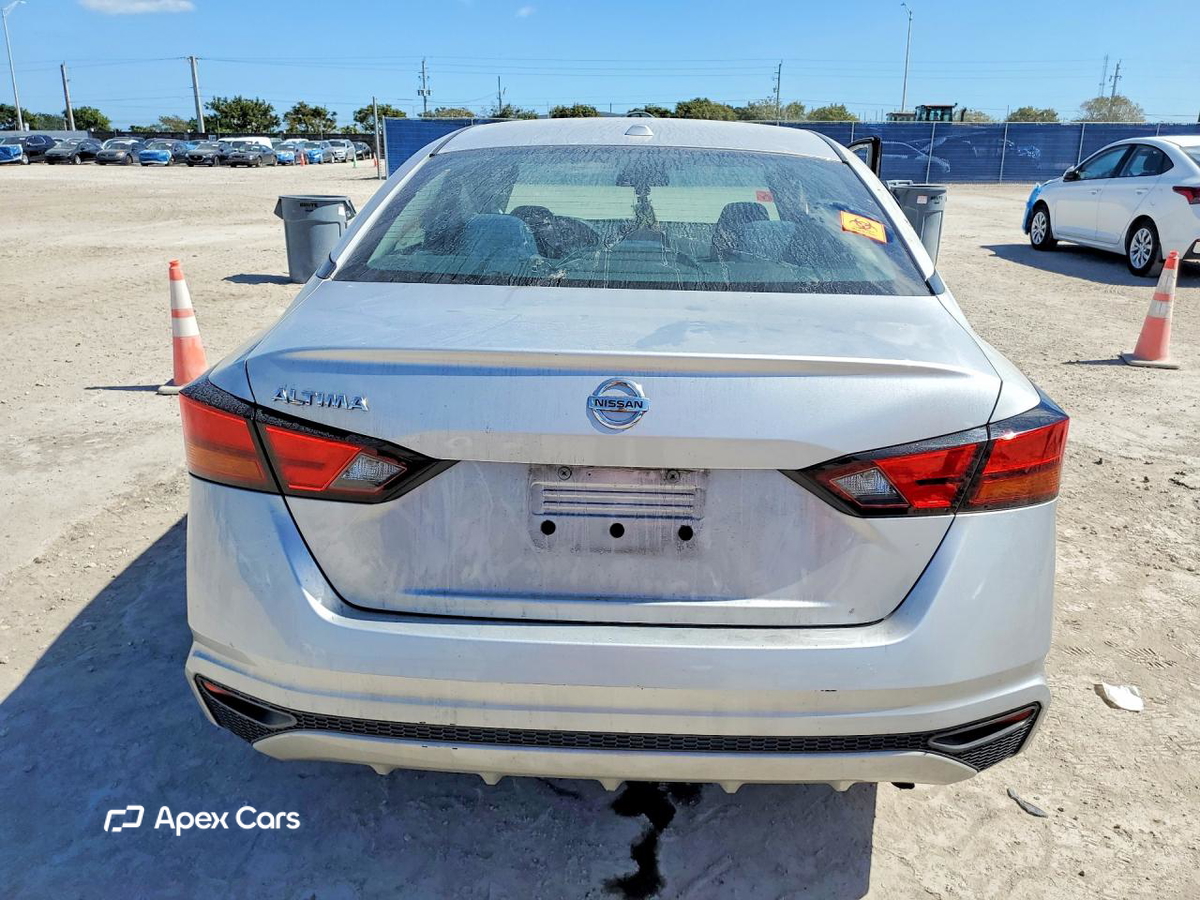 Altima 2020