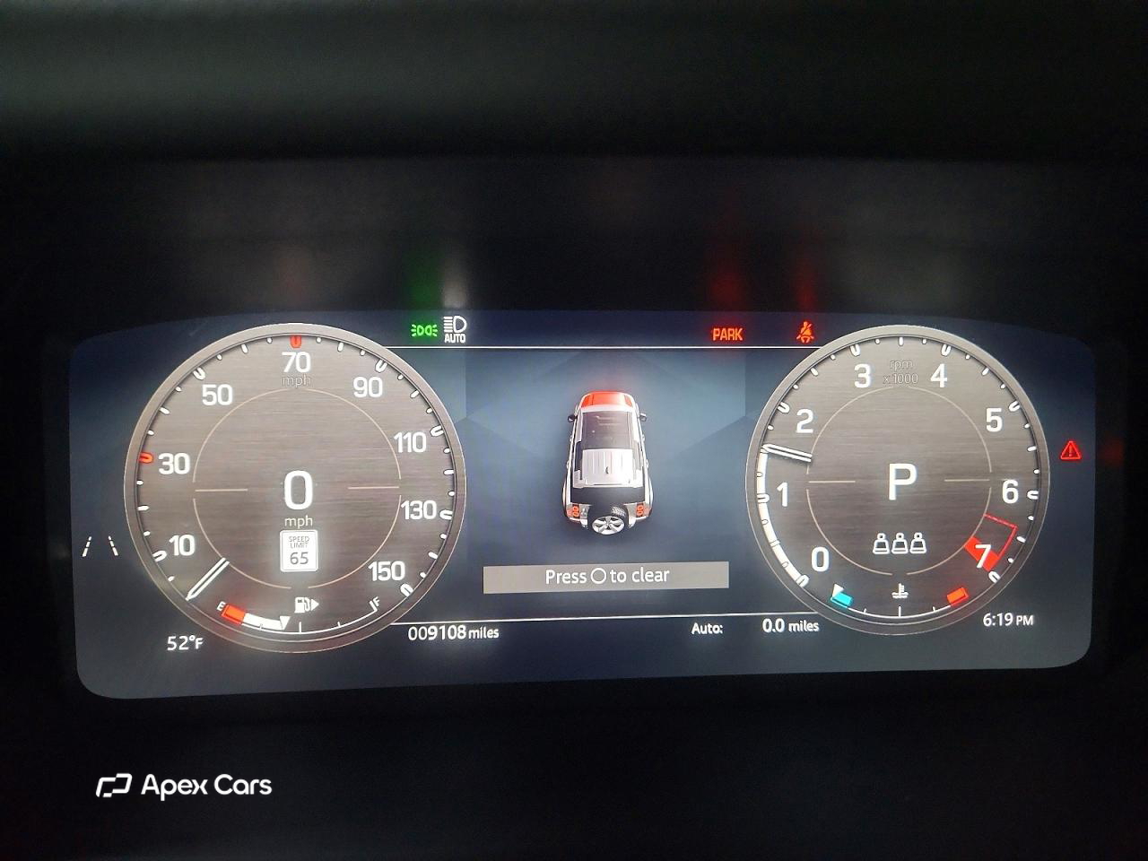 Land Rover Defender 2025