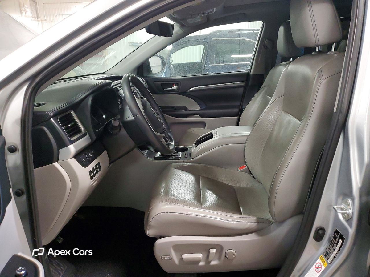 Toyota Highlander 2019