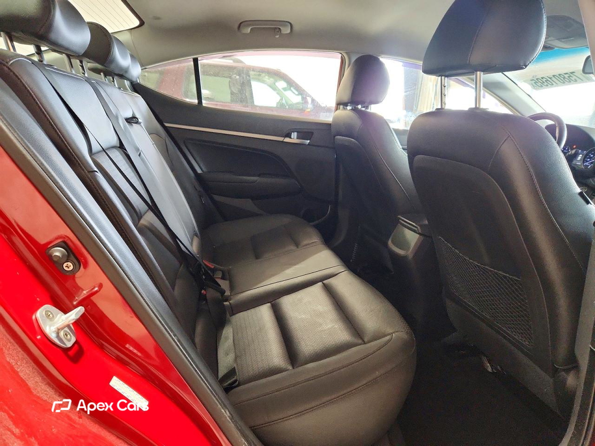 Hyundai Elantra 2017