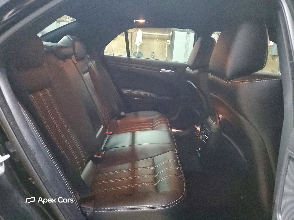 Chrysler 300 2015