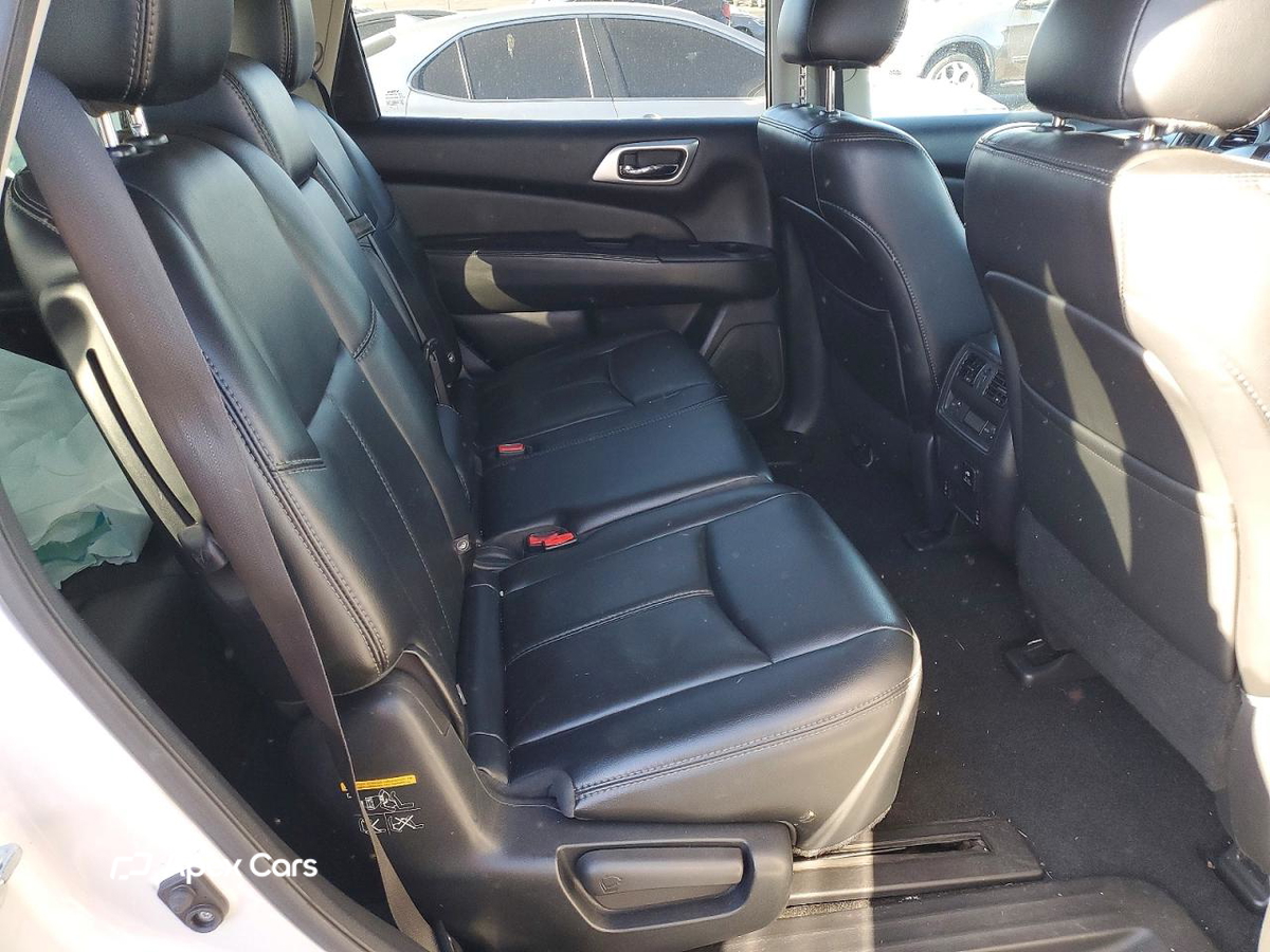 Nissan Pathfinder 2015