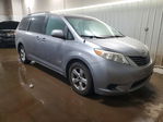 Toyota Sienna 2012