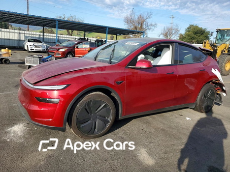 Tesla Model Y 2026 - Image 1 of 14