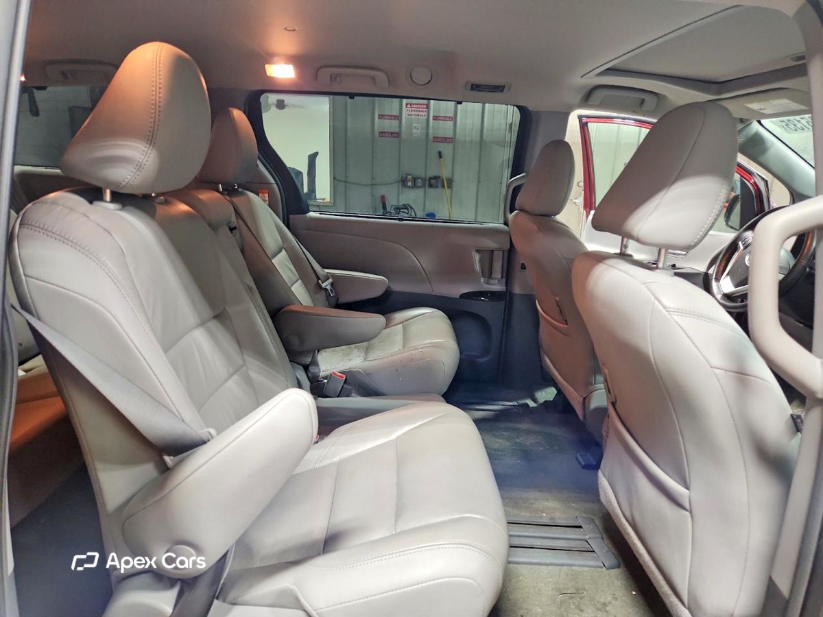 Toyota Sienna 2018
