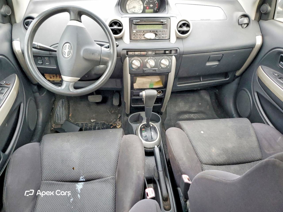 Scion xA 2005