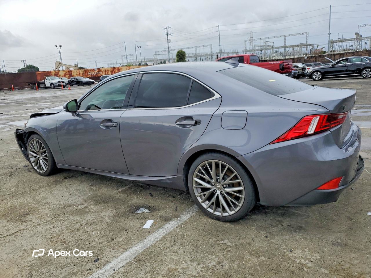 Lexus IS 2015