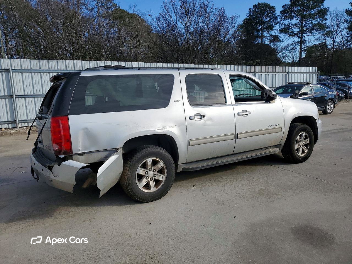 GMC Yukon 2011