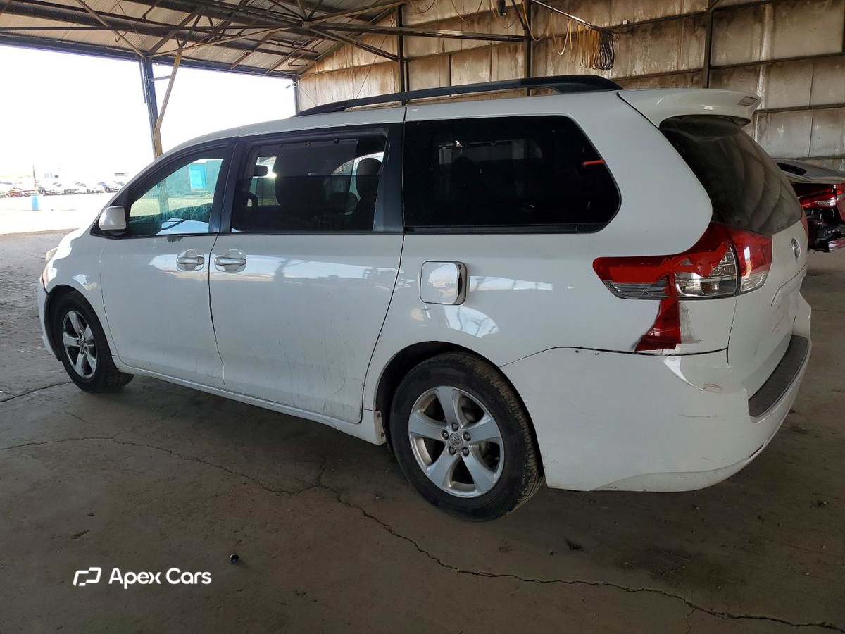 Toyota Sienna 2012