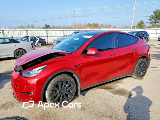 Tesla Model Y 2022 - Image 1 of 13