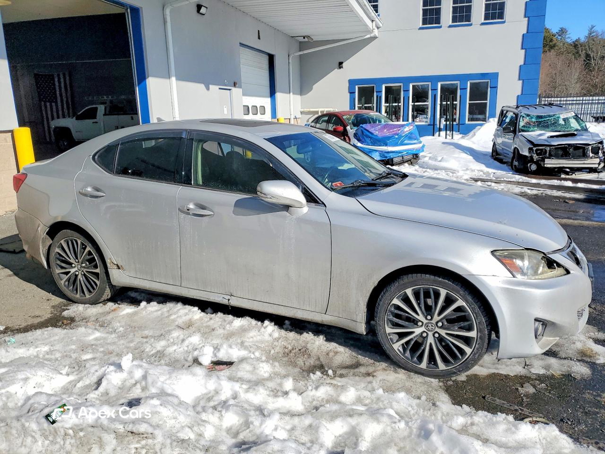 Lexus IS 2012