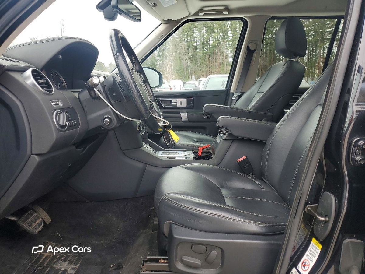 Land Rover LR4 2016
