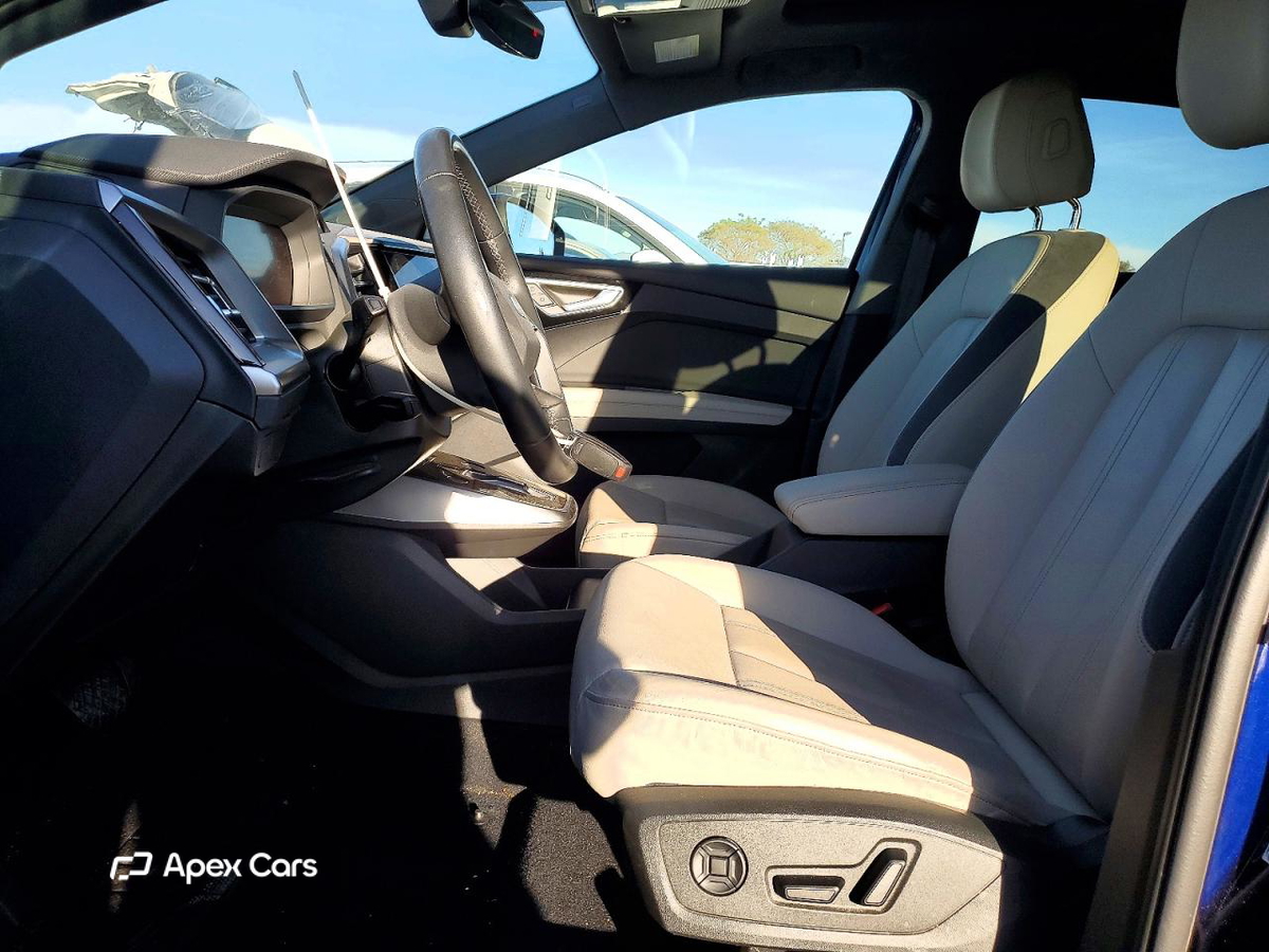 Audi Q4 e-tron 2023