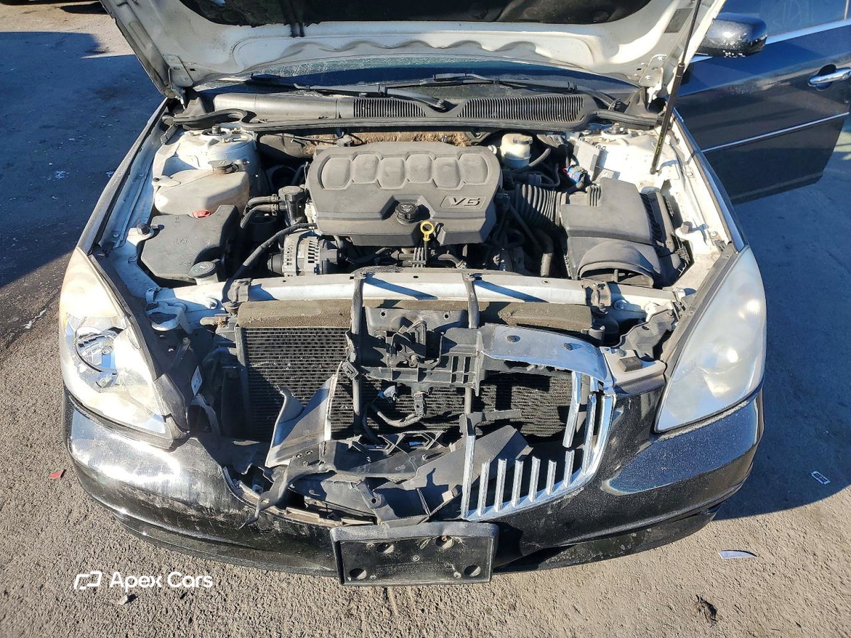 Buick Lucerne 2011