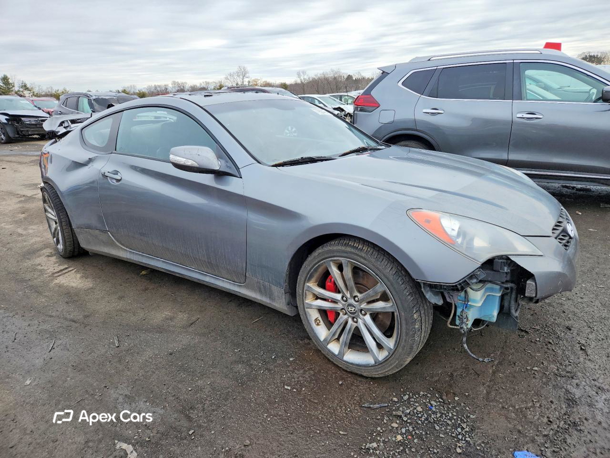 Hyundai Genesis 2010