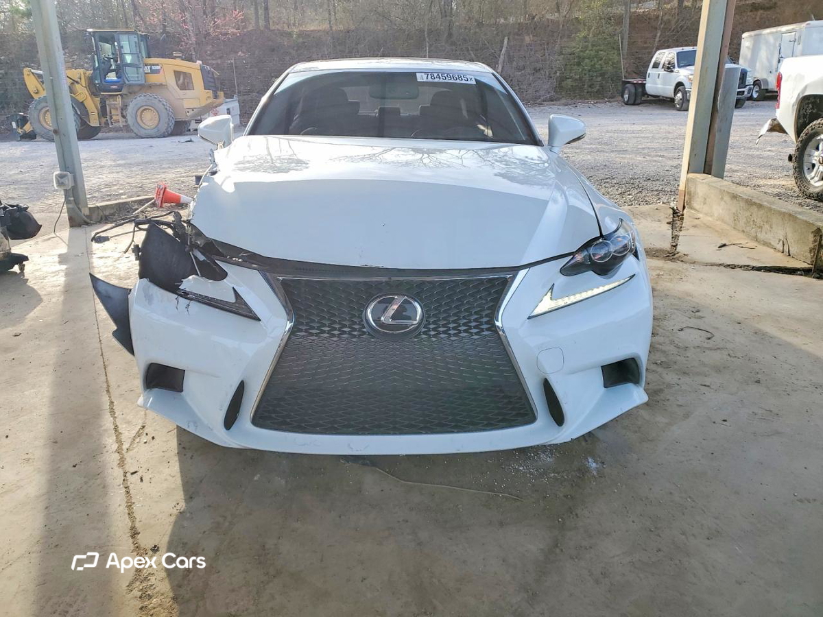 Lexus IS 2016