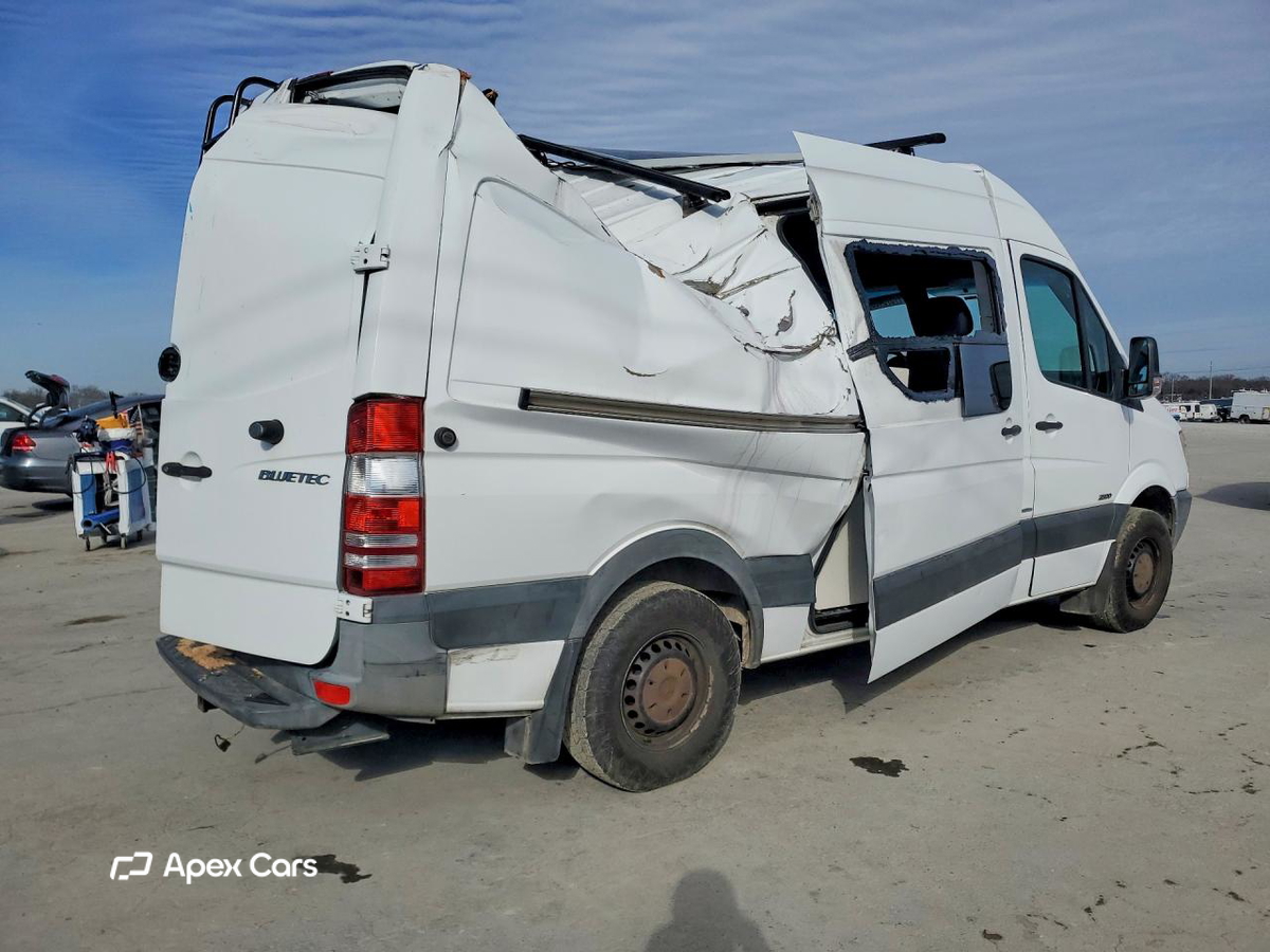 Mercedes-Benz Sprinter 2013