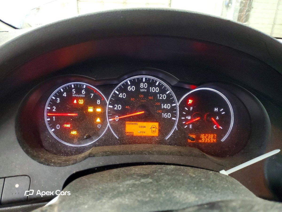 Nissan Altima 2010