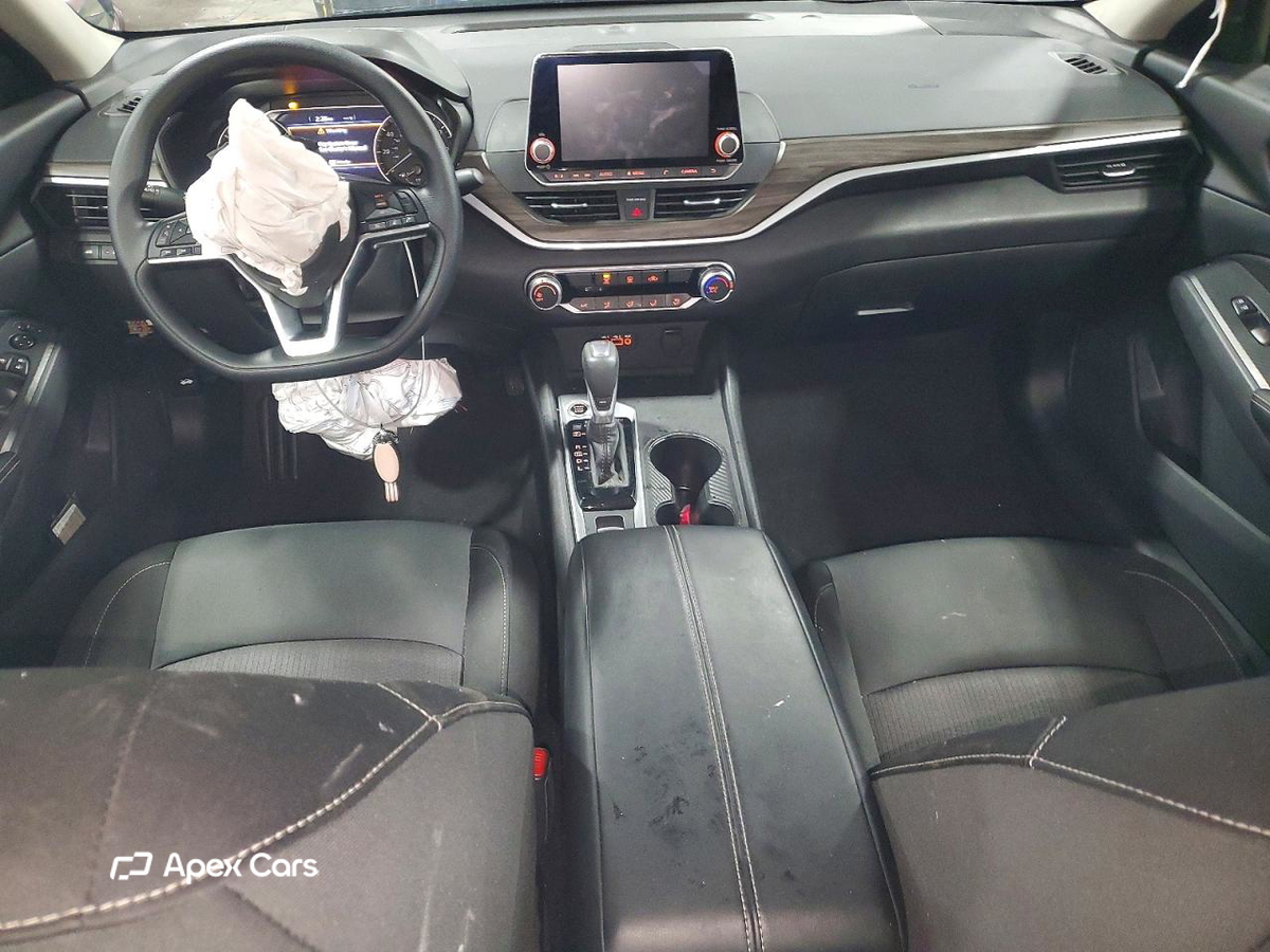 Nissan Altima 2025