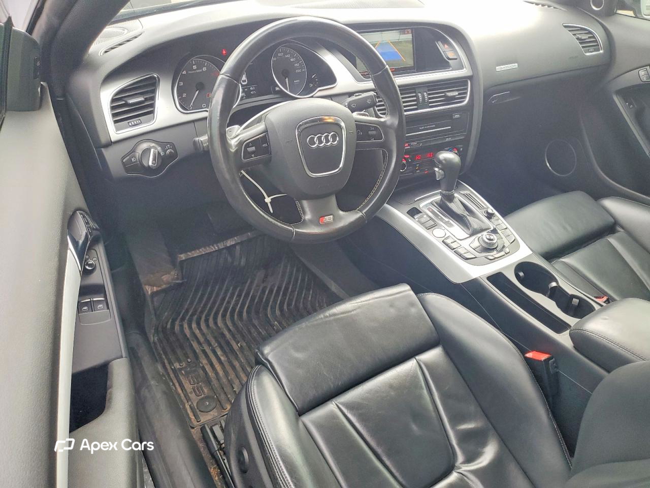 Audi RS5 2011