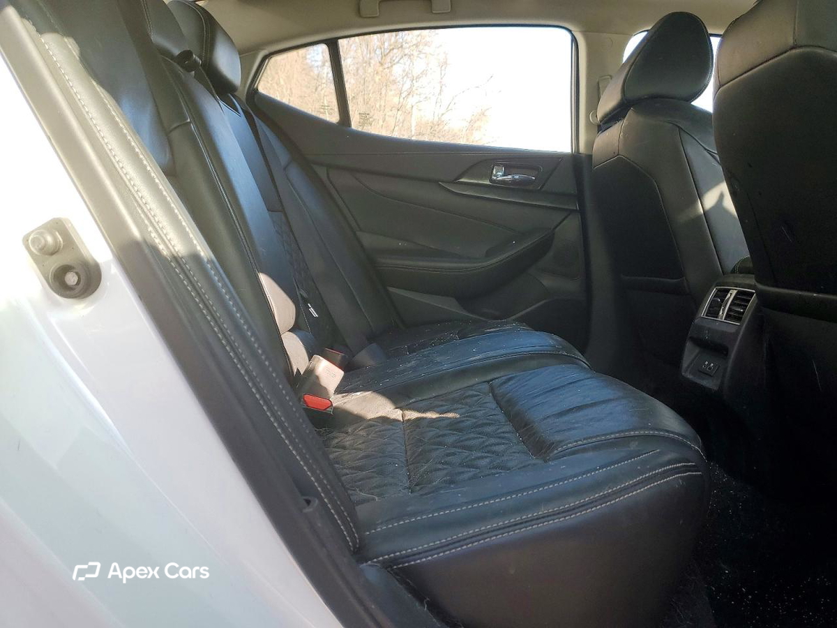 Nissan Maxima 2019