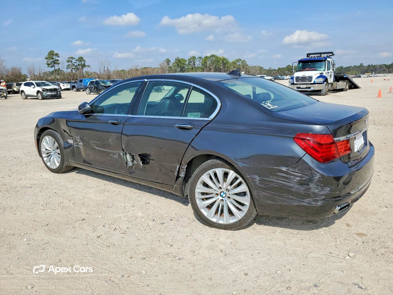 BMW Series 7 2015