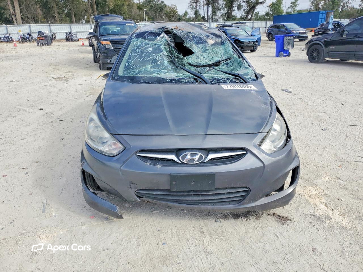 Hyundai Accent 2012