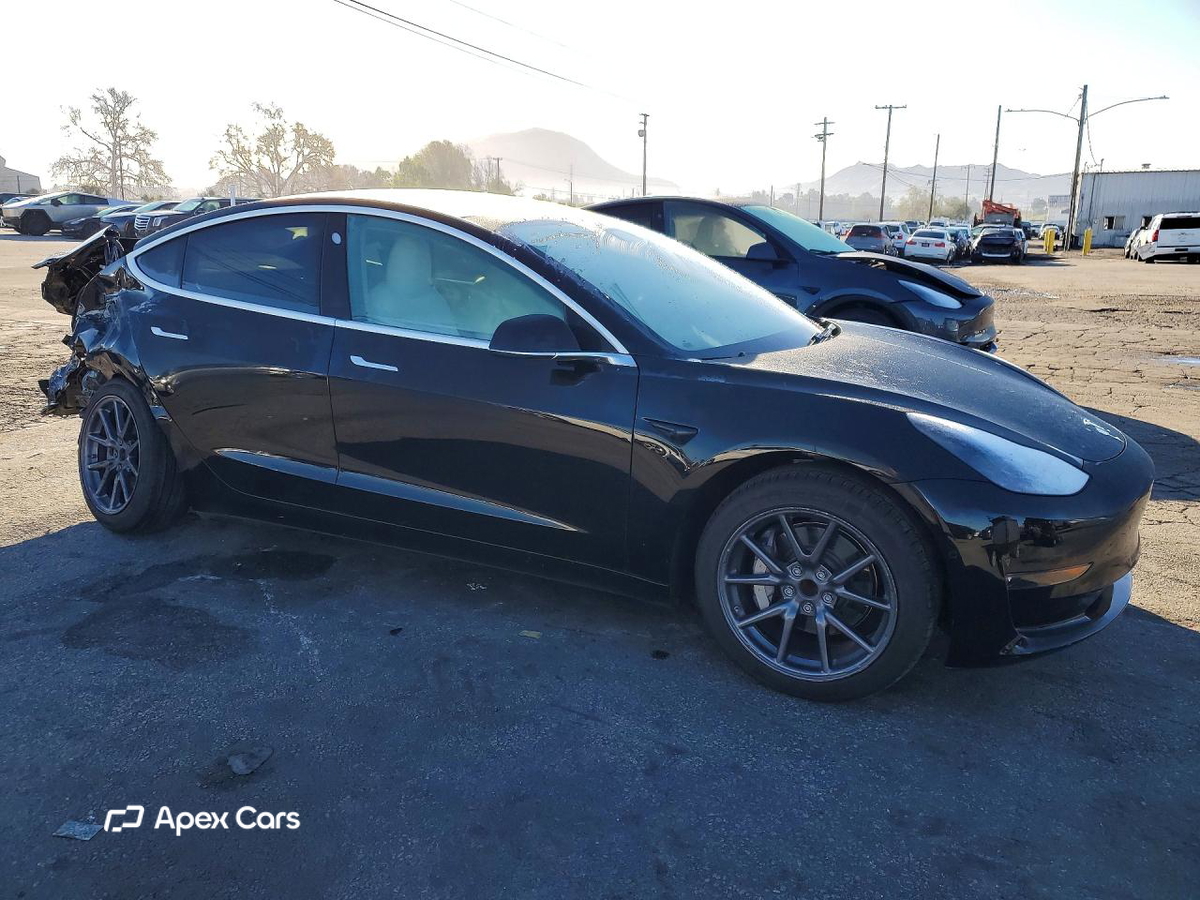 Tesla Model 3 2018
