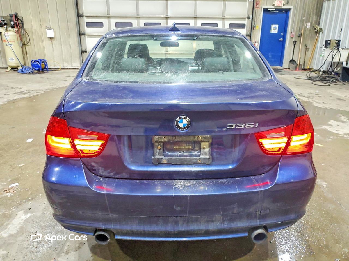 BMW Series 3 2011