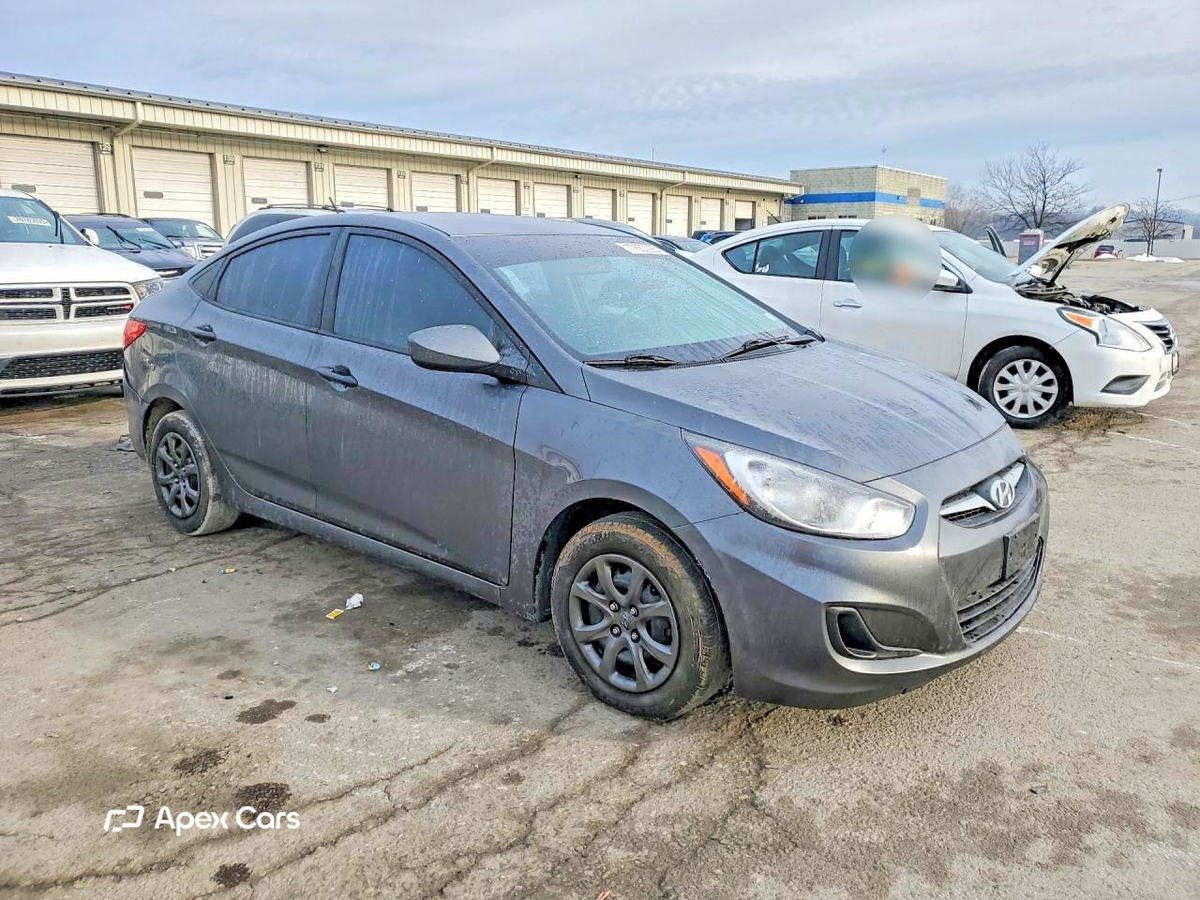 Hyundai Accent 2012