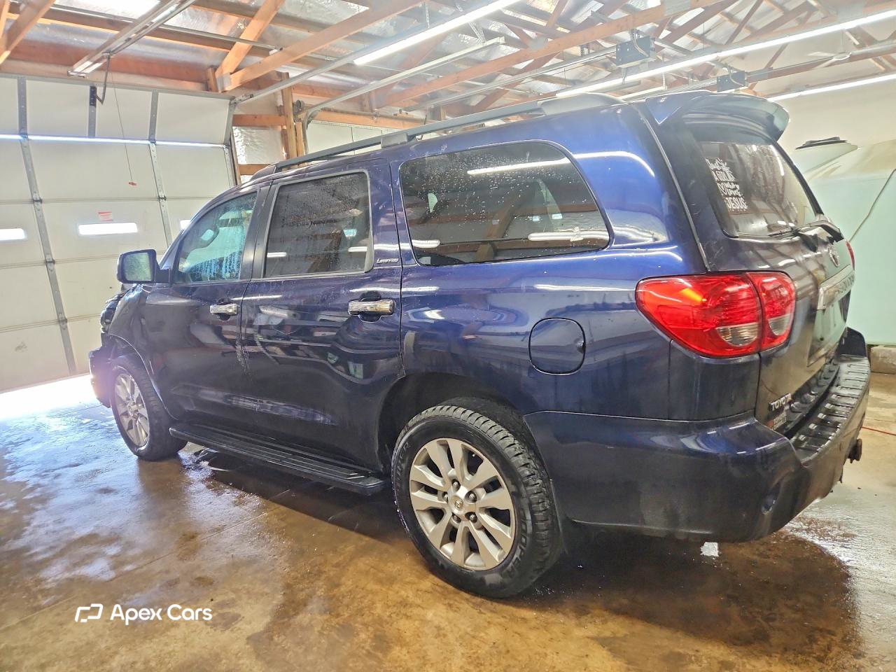 Toyota Sequoia 2010