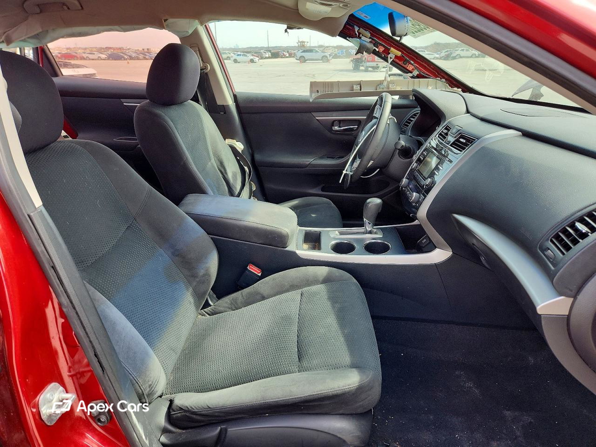 Nissan Altima 2015