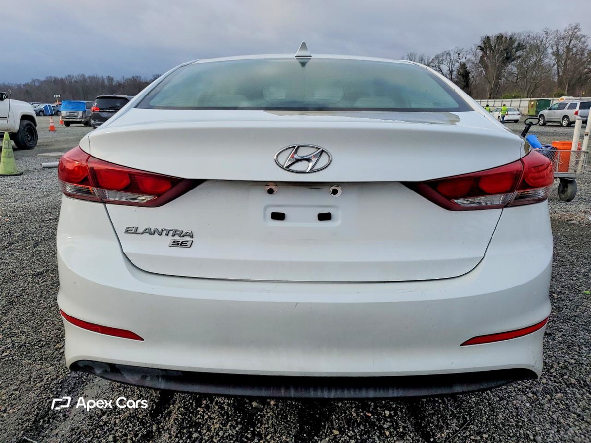 Hyundai Elantra 2017