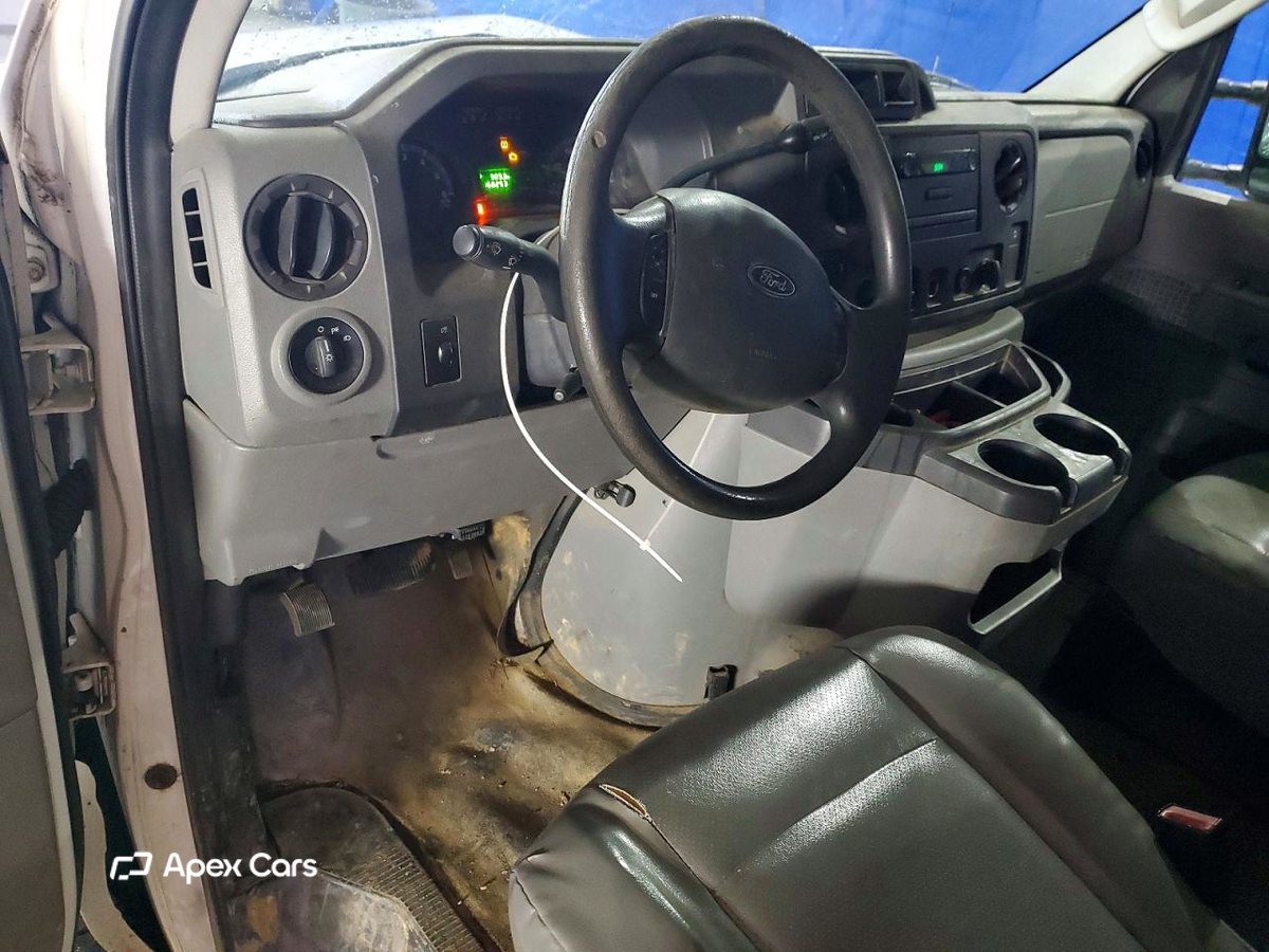 Ford Econoline 2013