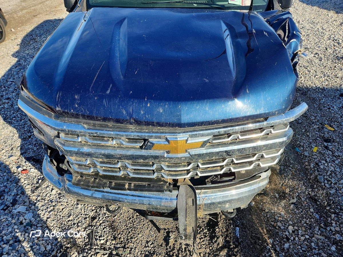 Chevrolet Silverado 2023