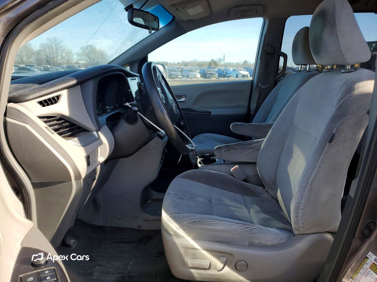 Toyota Sienna 2015