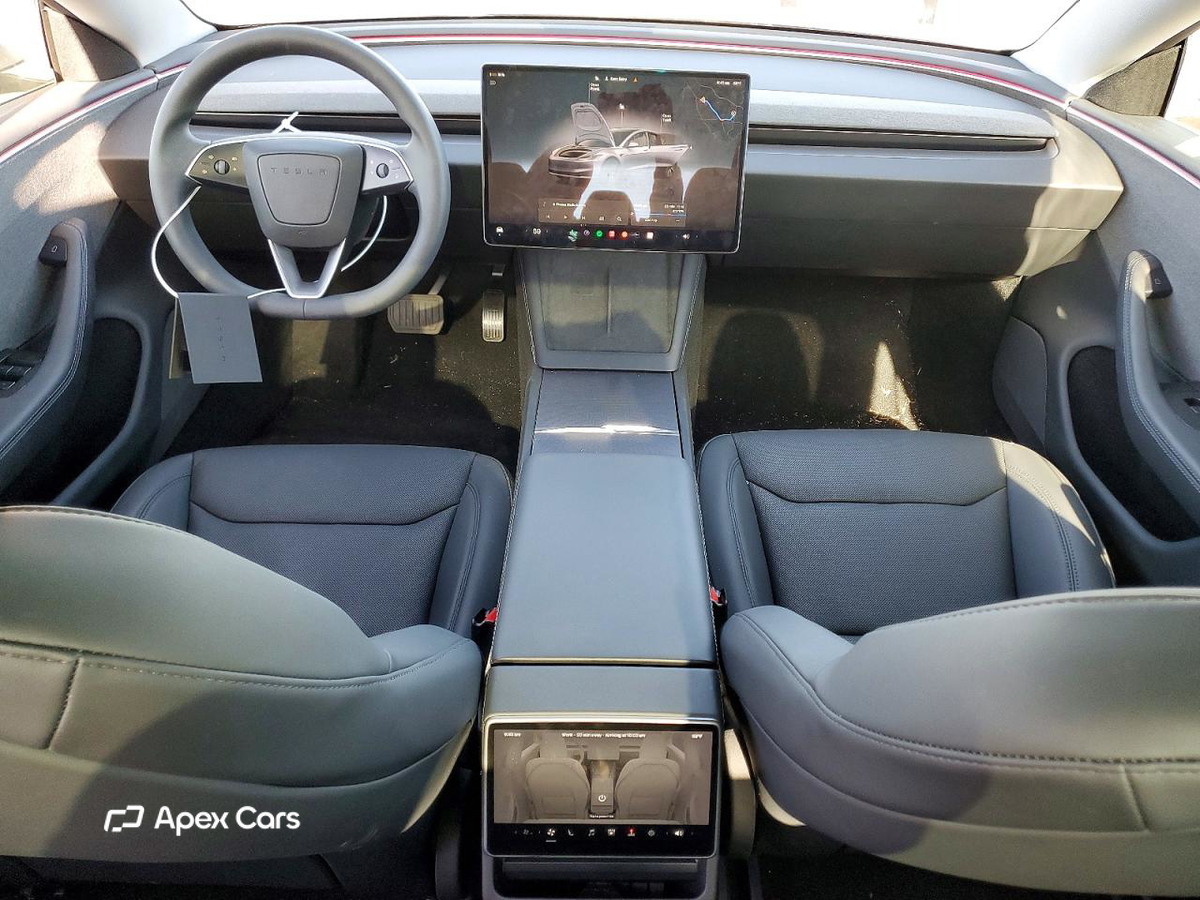 Tesla Model 3 2025