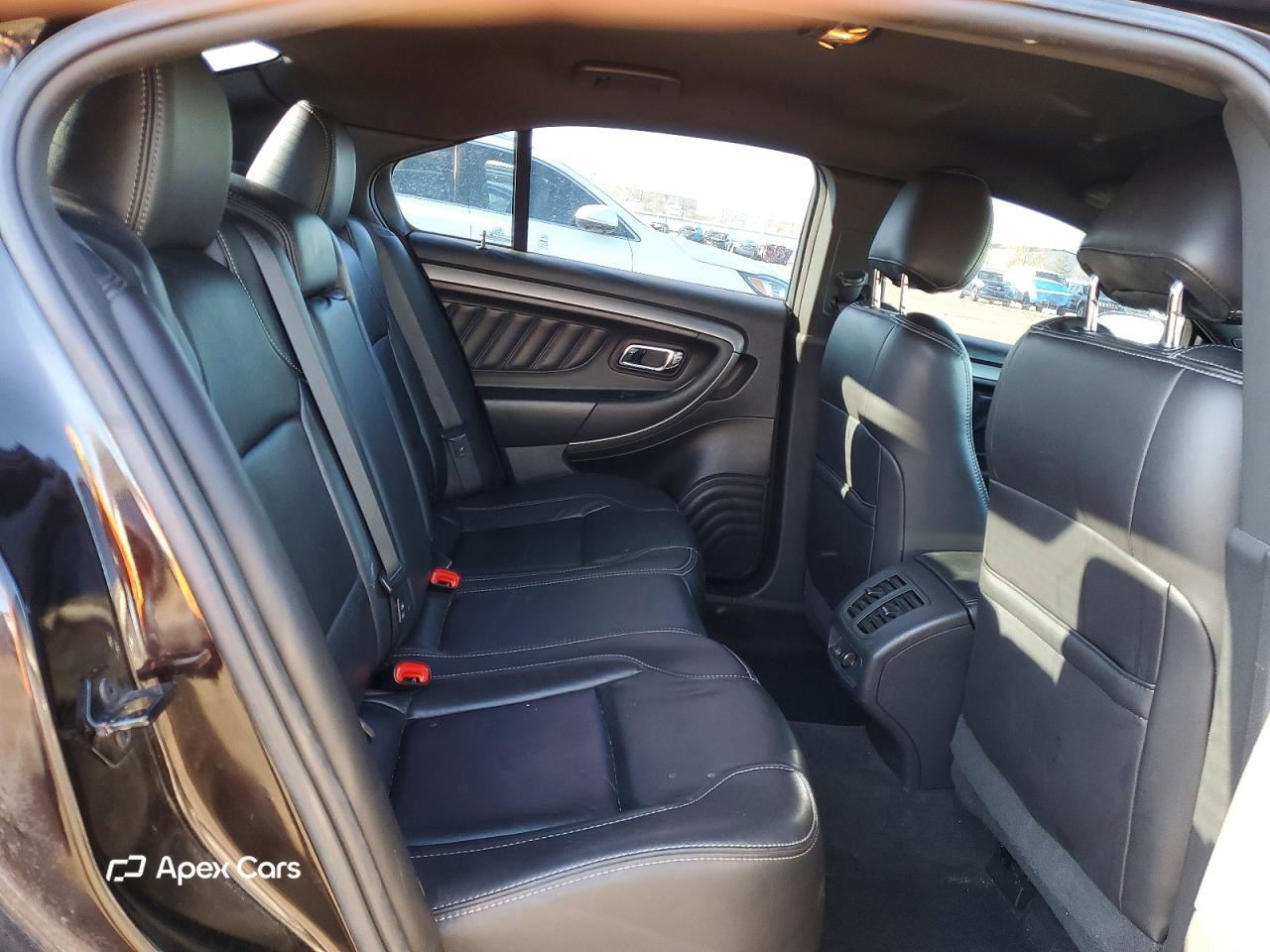 Ford Taurus 2013